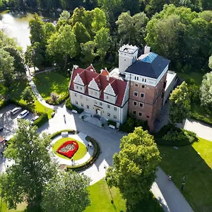 https://hotel-zamek-topacz-near-wroclaw.hotelswroclaw.com